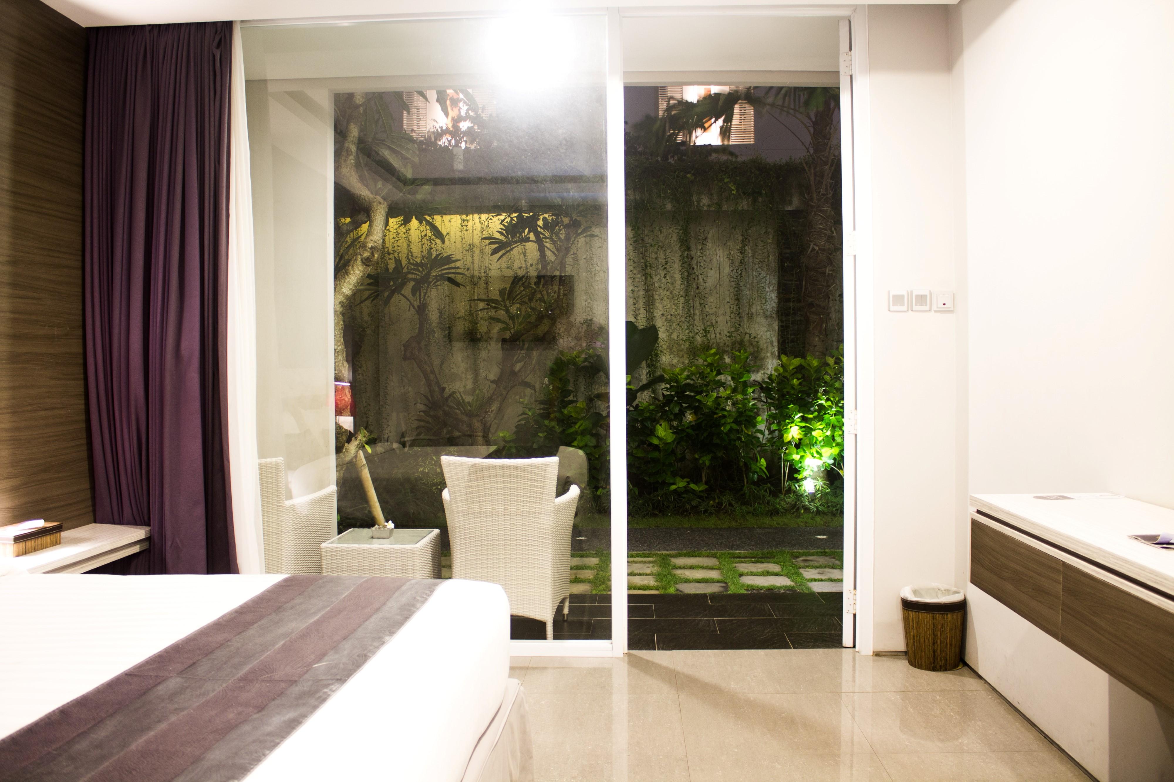 Transera Kamini Legian Hotel Exterior photo